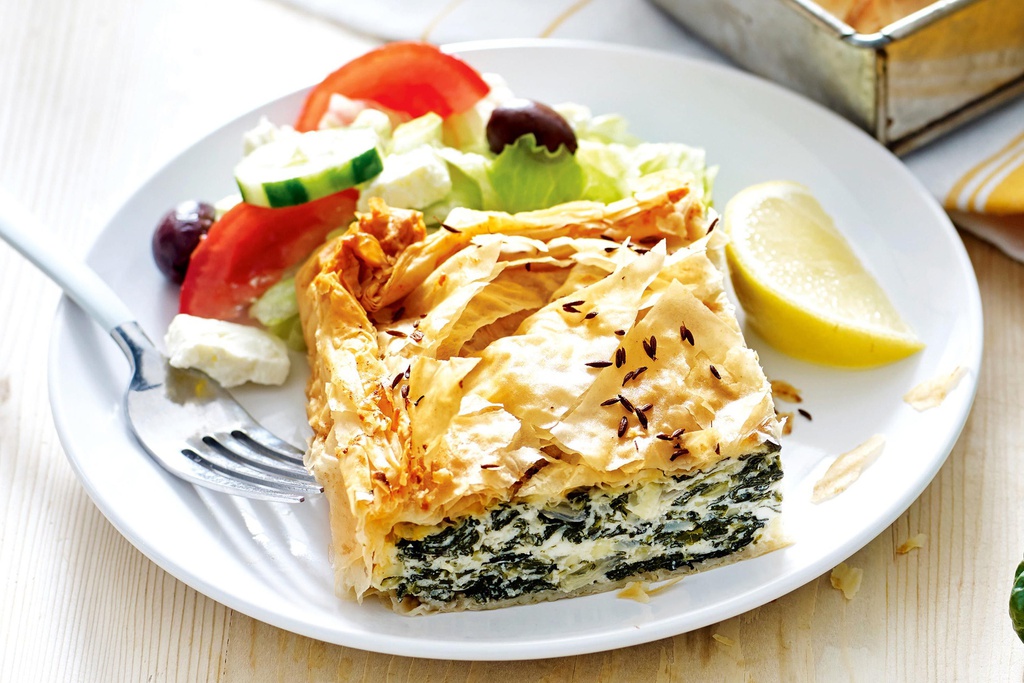 Pithivier Spanakopita Style / Wedge Of Lemon (Vegetarian)
